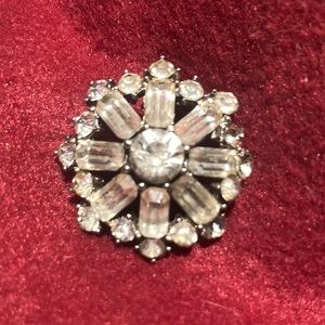 Vintage Gemstone Rhinestone Brooch Pin | Silver Tone